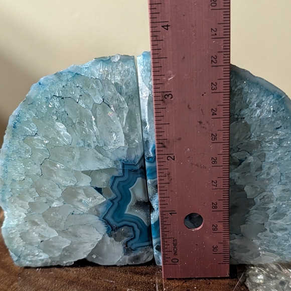 Pair of Brazilian Agate Geode Sections Bookends or Decor Pieces - Picture 11 of 14